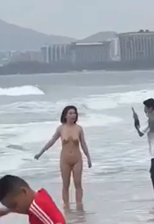 Đi biển gặp cảnh này -sex nhat ban - student-accommodation-dublin.com